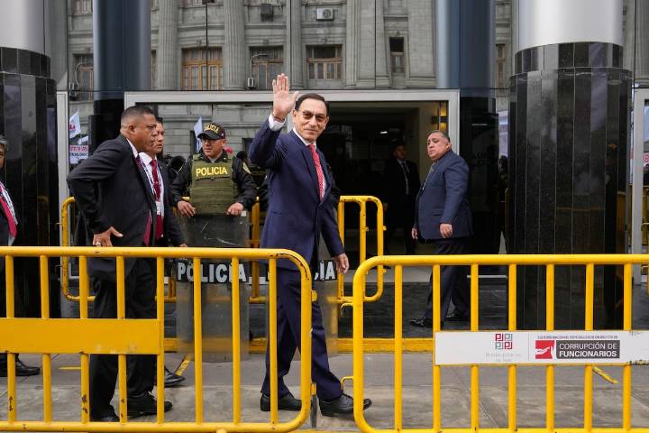 Por obras públicas. Condenan a 14 años de cárcel por corrupción al expresidente peruano Martín Vizcarra