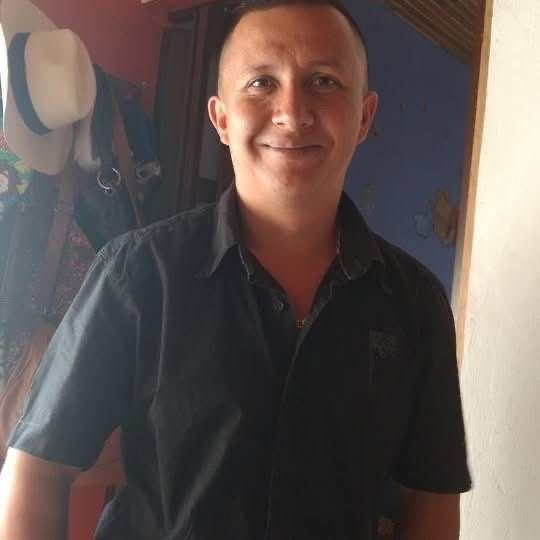 OFICIALISMO TUMBA MOCIÓN DE CENSURA 