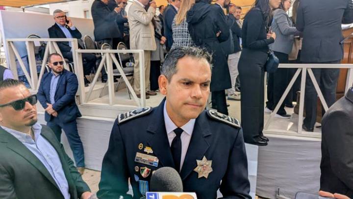 A prueba, nuevo semáforo inteligente; mide flujo vehicular: Loya