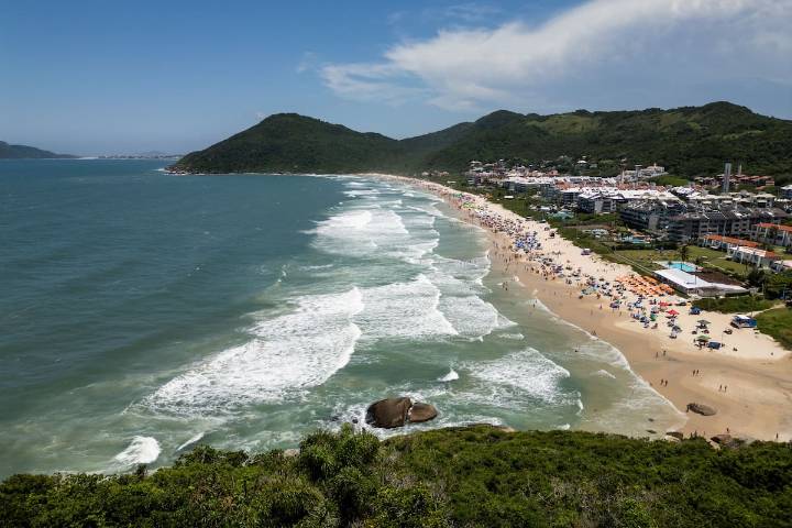 ¿Conviene en 2026? Brasil vuelve a ser el destino del exterior más elegido por los argentinos