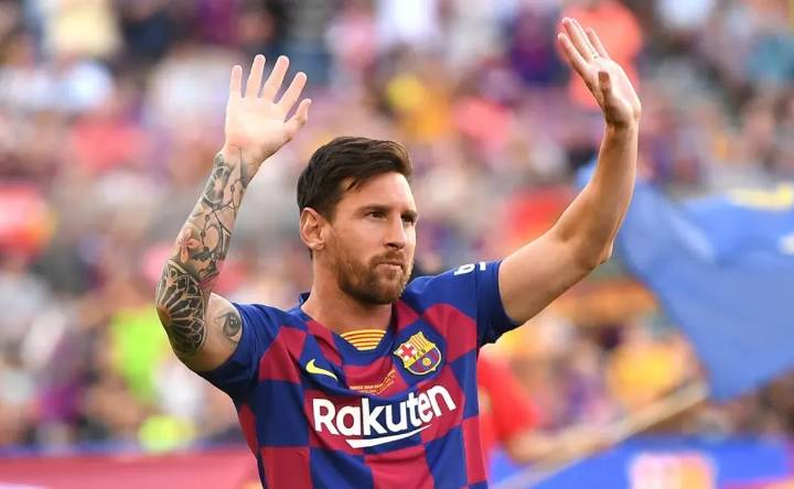 Lionel Messi sends an emotional message to Barcelona and hints at his desire to return