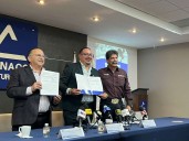 Firman Canaco Juárez y Canaco Tijuana convenio