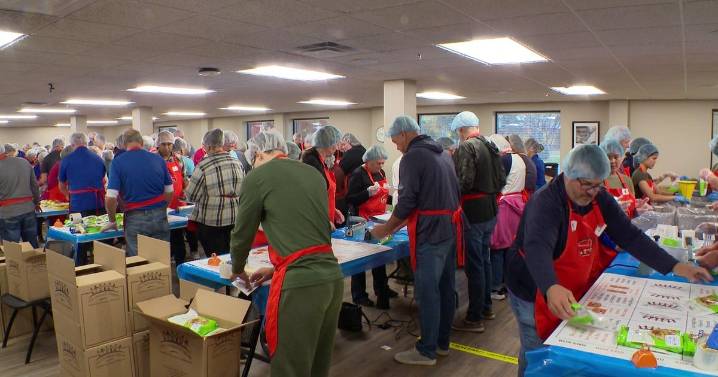 'Uncertainty' plaguing families, food shelves amid SNAP pause