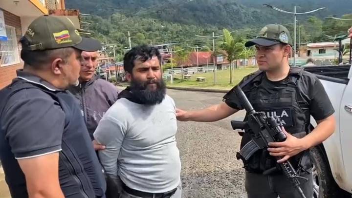 Cayó falso disidente que atemorizaba a comerciantes y mineros en Cundinamarca