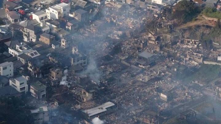 Tragedia en Japón: un muerto y más de 170 edificios destruidos por un incendio devastador
