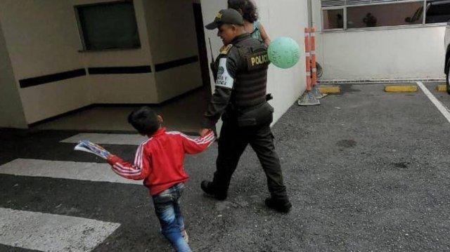 Rescatan a dos menores que estaban abandonados y encadenados en el nororiente de Medellín