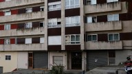 Un incendio originado en una campana extractora deja dos personas heridas en un edificio de Ourense