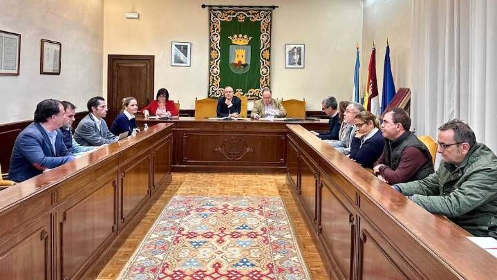 El alcalde de Talavera confirma que la llegada del AVE conllevará expropiaciones