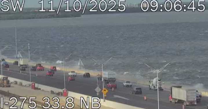 TRAFFIC ADVISORY: Rough water breaching seawall on Howard Frankland Bridge: FHP