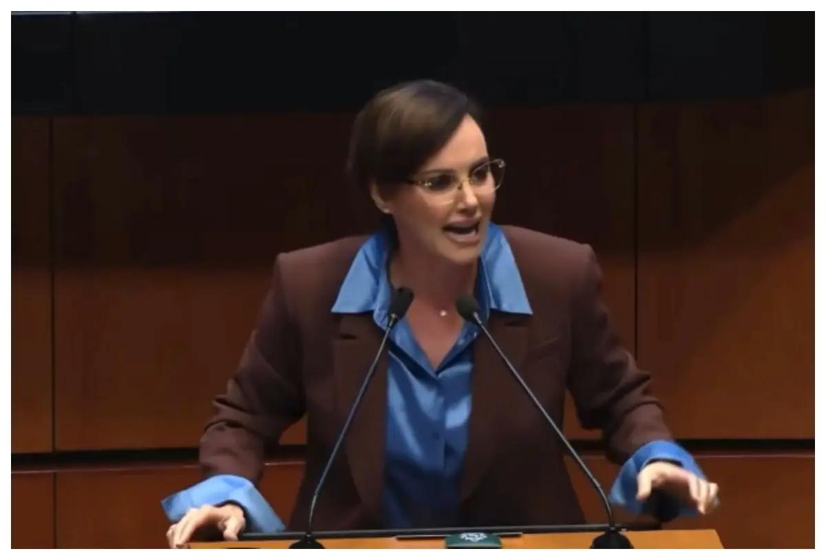 “Payaso, imbécil, ven aquí a llorar por Carlos Manzo”: Lilly Téllez arremetió contra Noroña en el Senado