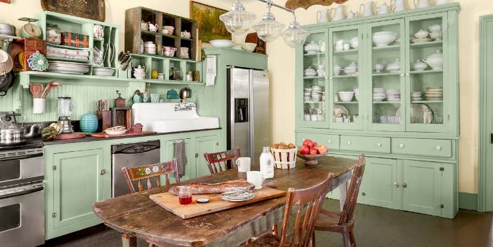 7 Nostalgic Kitchen Details That Take You Back to Grandma’s House