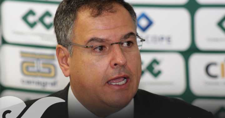 Rodríguez Regordosa levanta la mano por la presidencia del CCE