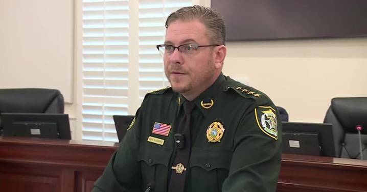 1 deputy dead, 2 others injured while serving eviction notice in Florida