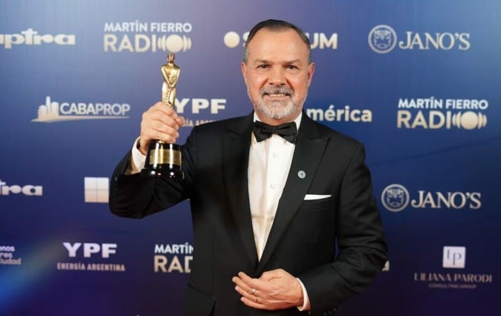 Gustavo “Gato“ Sylvestre ganó el Martín Fierro de Cable de Oro 2025
