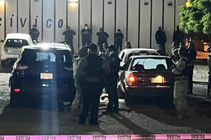 Estacionamiento de las oficinas de Seguridad Publica en Mazatlán, Sinaloa, es atacado con explosivos