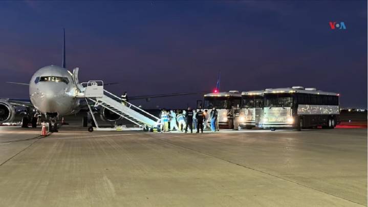 Suspenden vuelos de repatriación: Maduro repudia declaración de Trump sobre espacio aéreo