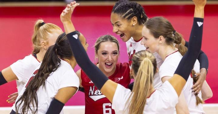 Nebraska volleyball’s chemistry keeps a 24-0 season from feeling routine
