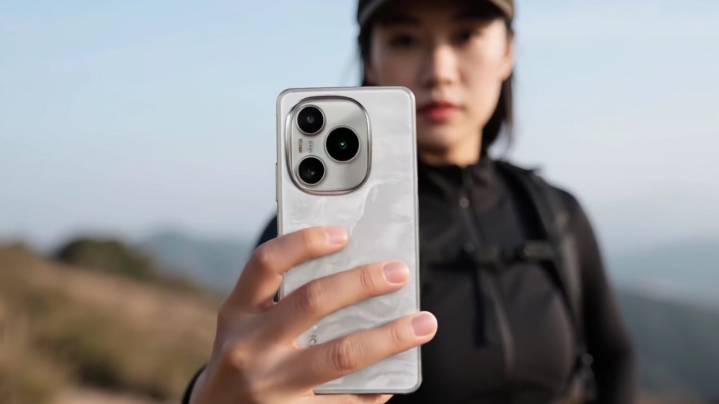 Phone or power bank? More top Android brands are working on 10,000mAh phones.