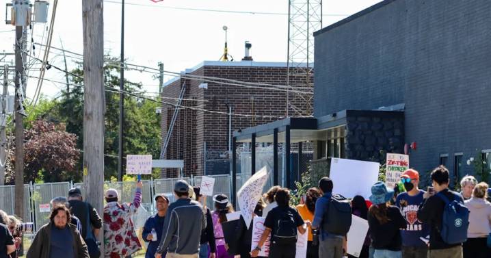 Judge calls alleged conditions at Broadview ICE facility ‘unnecessarily cruel’ after day of testimony