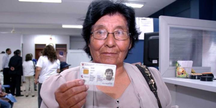 ¿Los adultos mayores deben renovar su DNI? Lo que deben saber si quieren tramitar un nuevo documento de identidad