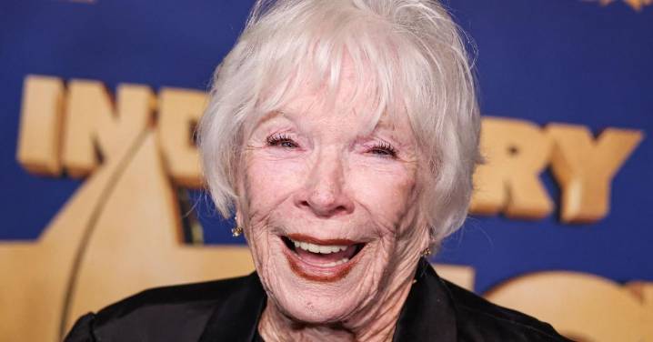 Shirley MacLaine 'Putting Brave Face on Secret Disability and Memory Loss'