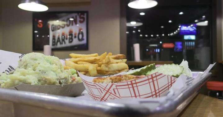 Moe's Original BBQ serves those who served for free on Veteran's Day