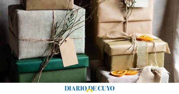 Tres ideas modernas con cajas de cartón para decorar en esta Navidad