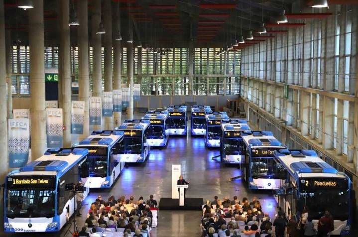 Arranca "el día 1 de una nueva era" en los servicios de autobuses de Jerez