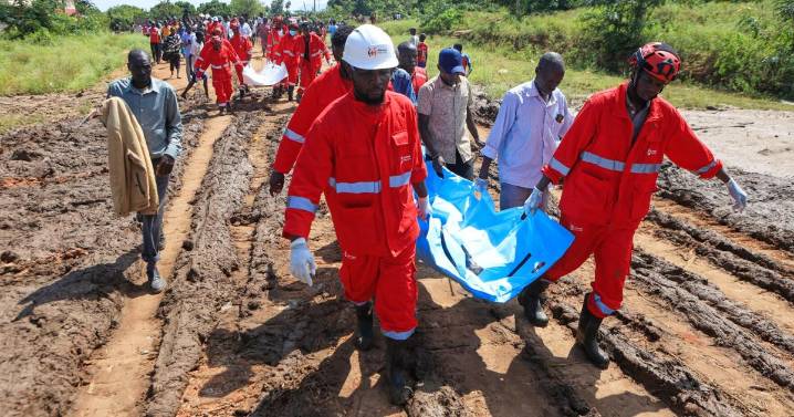 Kenyan landslide death toll rises to 26 as flash floods hamper search for survivors