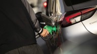 Cuarta semana de subidas en el precio de los carburantes: el depósito de diésel está ya en 80 euros y el de gasolina roza los 82