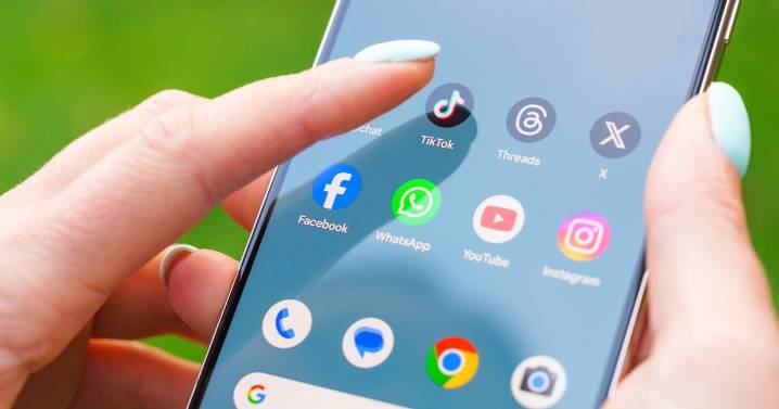 All UK Android users told 'delete this app' or face serious issue