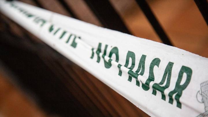 Un hombre permanece atrincherado en su domicilio de Cáceres armado con un cuchillo