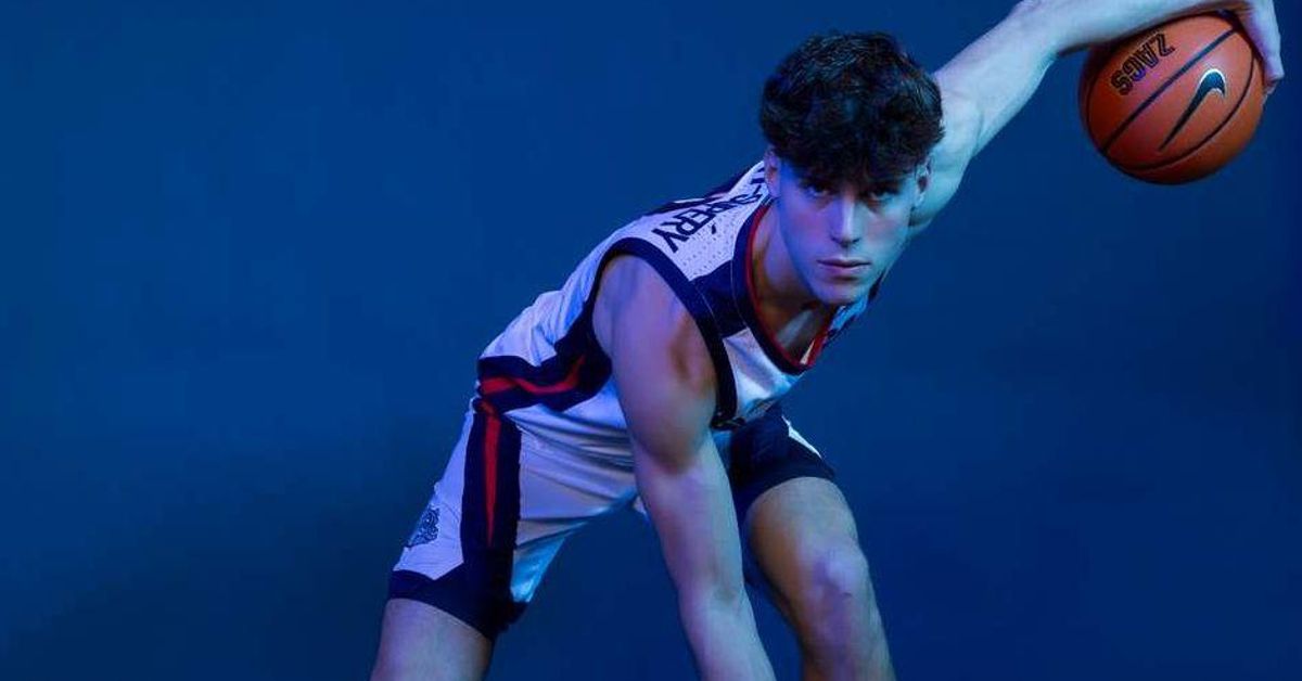 Mario Saint-Supéry: "Aquí todos son superatletas, tengo que recurrir más a lo técnico"