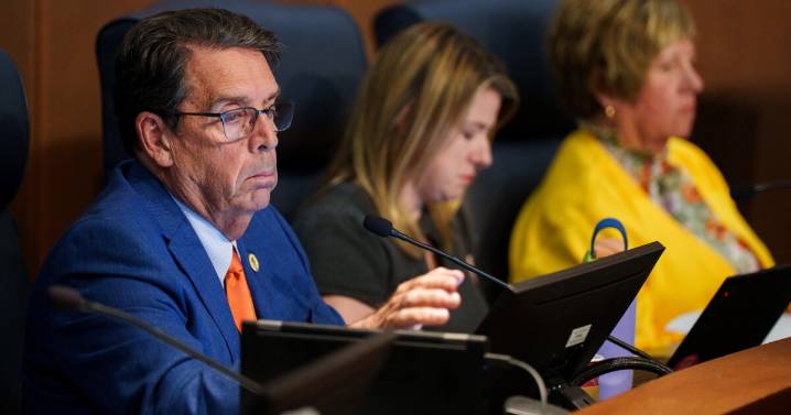 St. Louis County Council committee wants to remove health director from animal shelter leadership