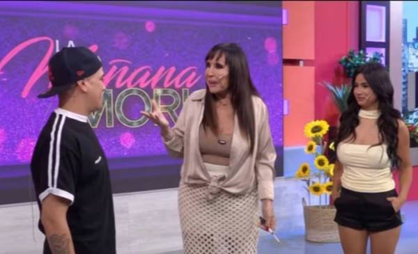 Moria Casán tuvo en su programa a Daniela Celis y Thiago Medina e indagó sobre su situación como pareja