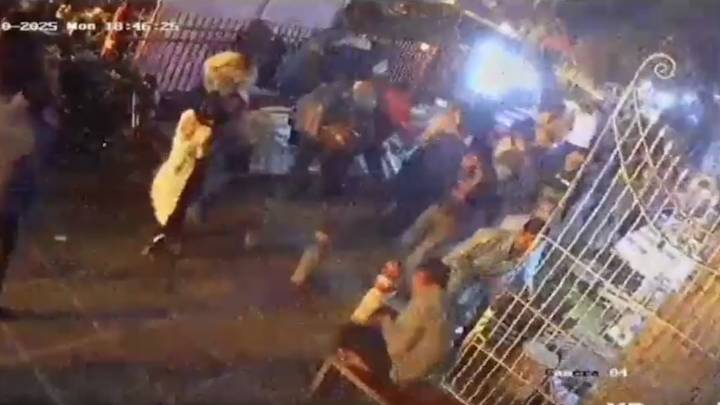 Video: Mass panic as people run for cover after blast rocks Red Fort area