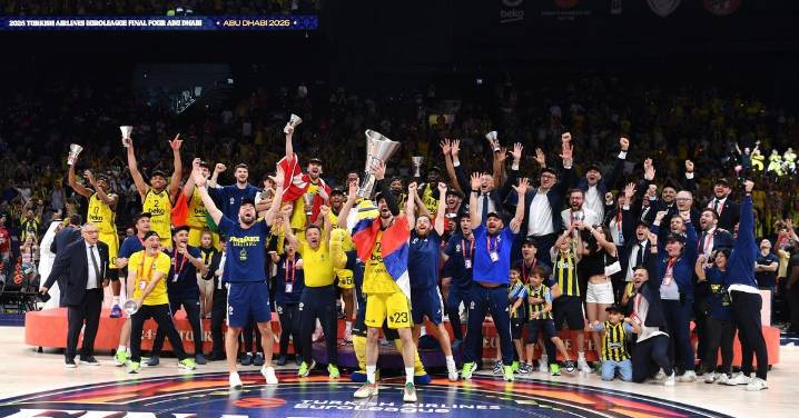 Los premios económicos de la Euroliga comparados a BCL