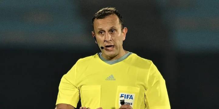 La Conmebol dio a conocer al árbitro de la final de la Copa Libertadores entre Palmeiras y Flamengo
