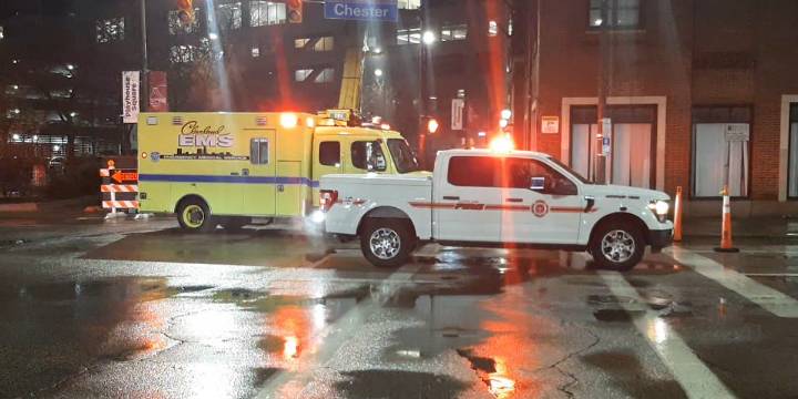 Man shot in apartment building in downtown Cleveland