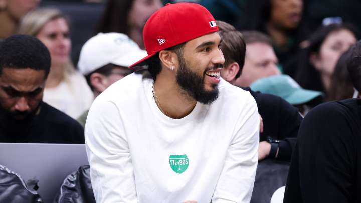 Celtics Legend Weighs In On Whether Jayson Tatum Should Play This Season