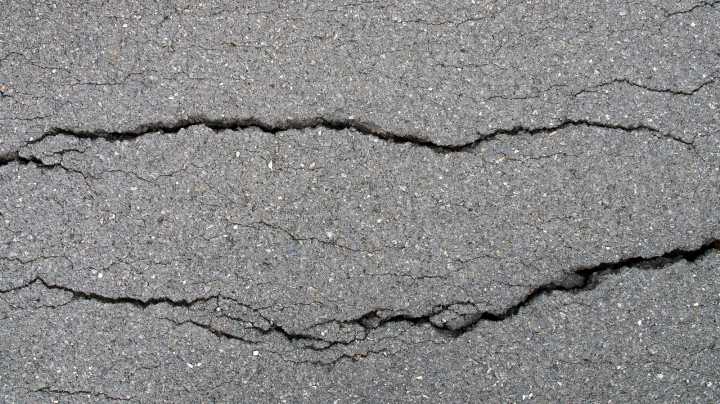 The Quick Water Test That Helps You Know How To Fill Cracks In Your Driveway
