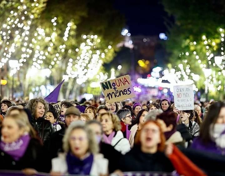 Casi 137 mujeres murieron al día víctimas de feminicidio en 2024
