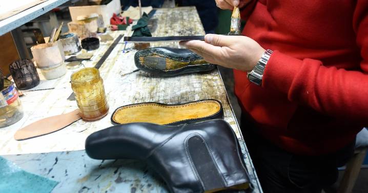 Gendarmería busca nuevas alianzas para reinserción laboral de privados de libertad en feria de emprendedores