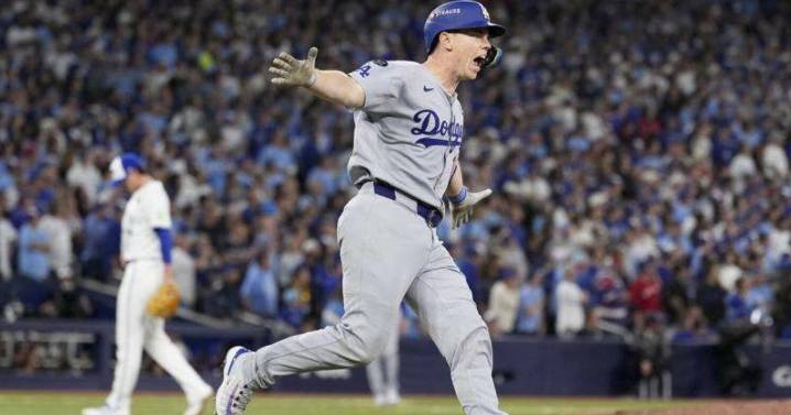 Louisville's Will Smith hits game-winning homer to propel L.A. Dodgers to 2nd straight World Series