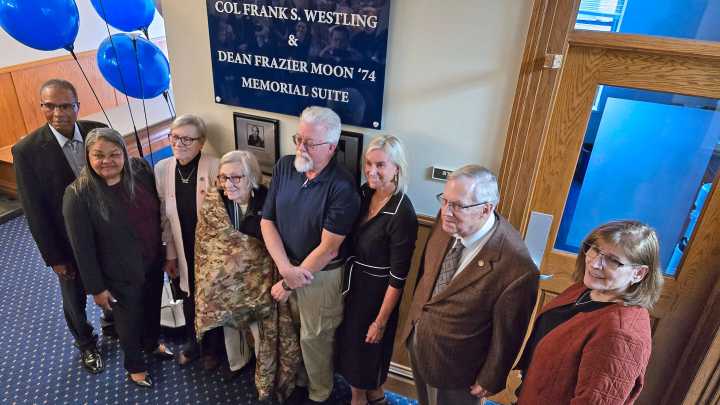 Veterans who led Columbia College Extended Studies Division honored