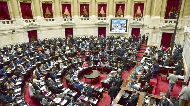 Reacomodamiento en Diputados: Milei suma más aliados del PRO y el PJ ya teme perder el control de las comisiones