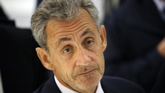Después de 20 días preso, Sarkozy logra libertad condicional