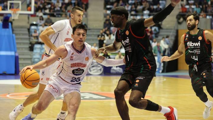 Sar disfrutó de una gran victroria del Monbus Obradoiro ante un Fibwi Mallorca muy correoso (99