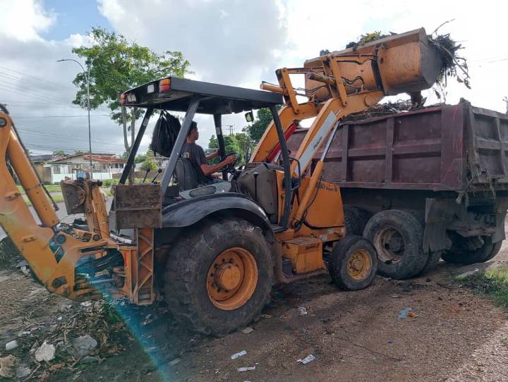 Continúa la erradicación de vertederos improvisados de basura en Maturín