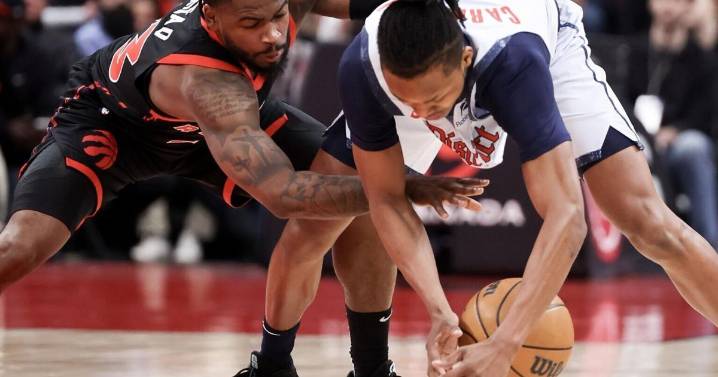 Raptors might be keeping small guards from becoming extinct